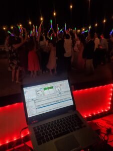 wedding dance party @ botanical gardens